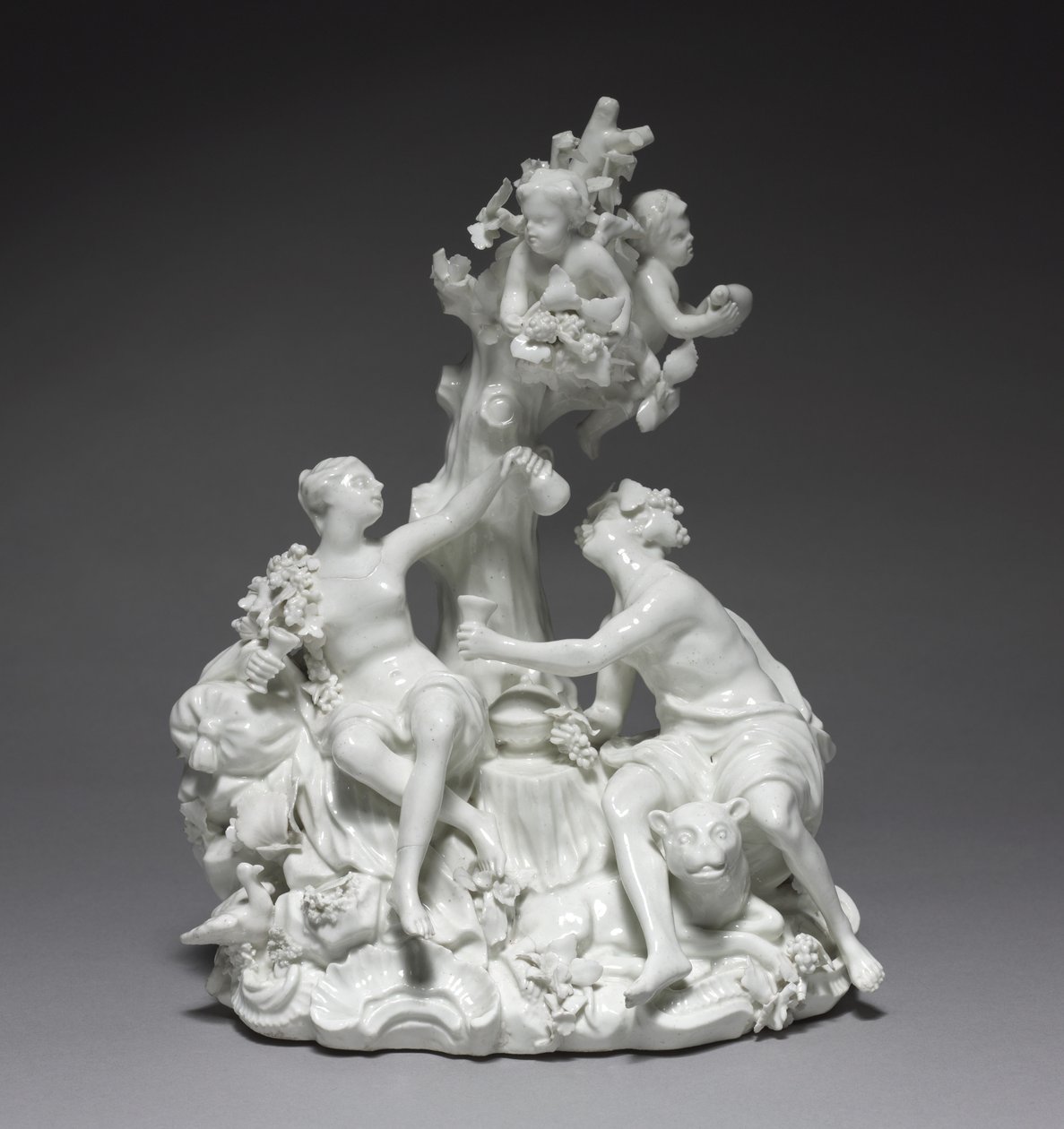 Bacchus and Venus, निर्माता Tournay Factory, बेल्जियम, c.1755 द्वारा फ्रेडरिक एलियास आई मेयर
