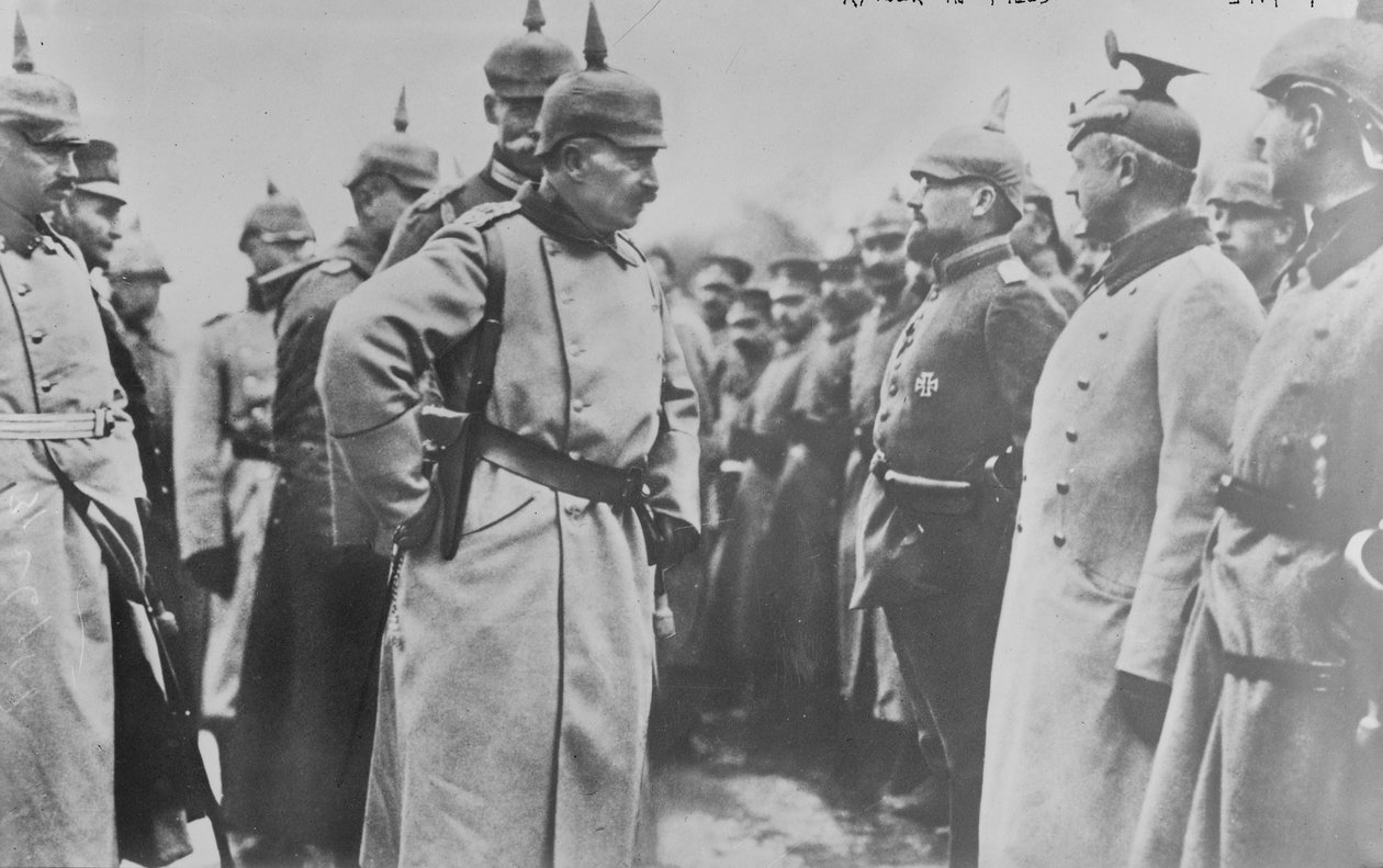 कैसर विल्हेम अपने सैनिकों के साथ, 1914-18 द्वारा जॉर्ज ग्रांथम बैन