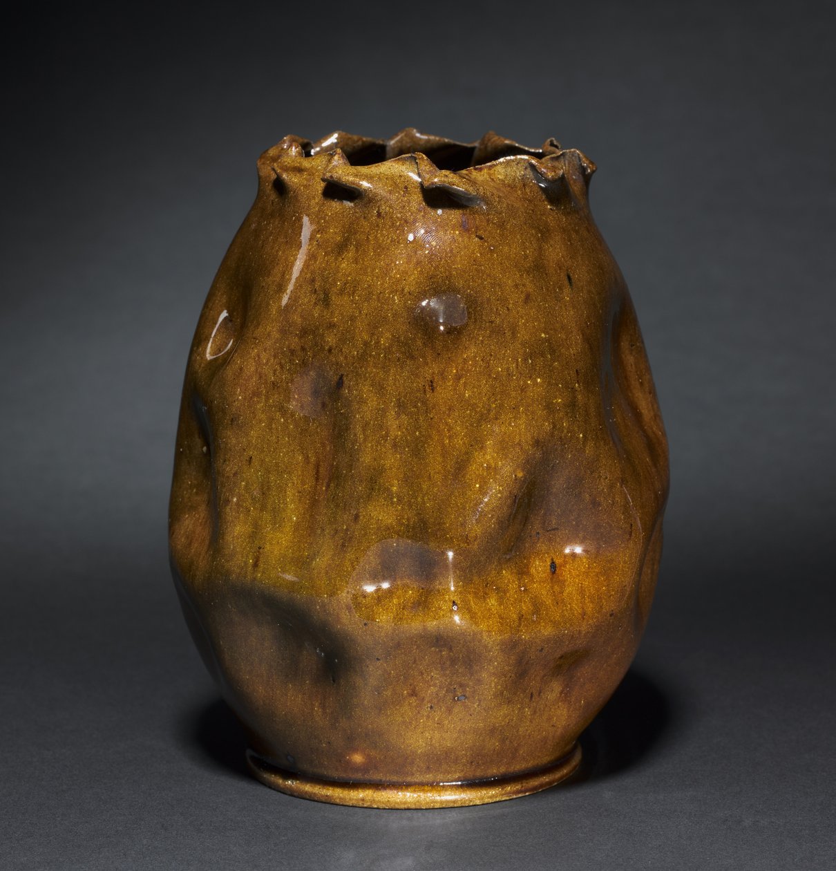 फूलदान, c.1900 (पत्थर के पात्र) द्वारा जॉर्ज ई। ईयर