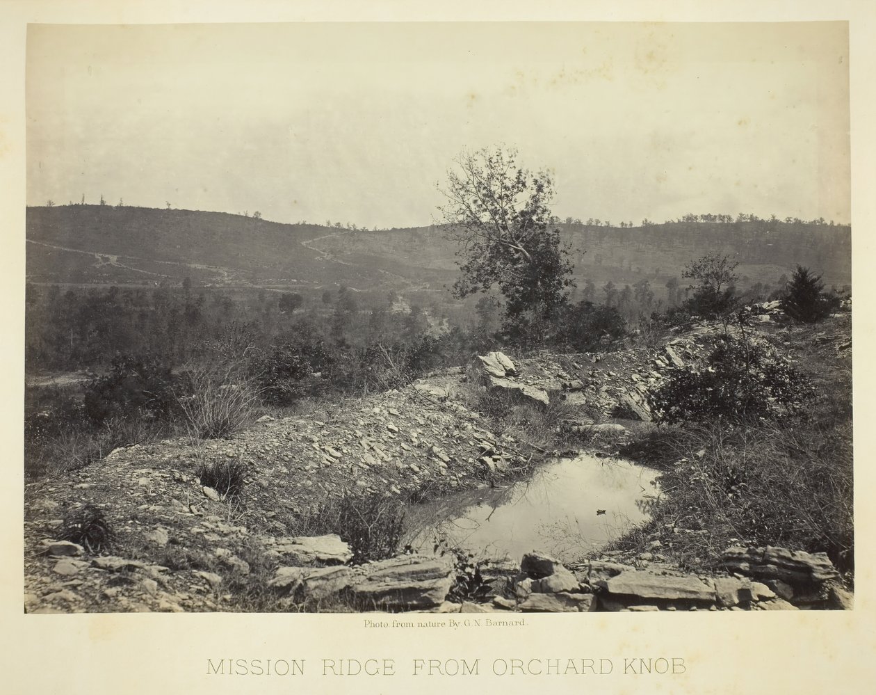 ऑर्चर्ड नॉब से मिशन रिज, 186466। द्वारा जॉर्ज एन। बरनार्ड