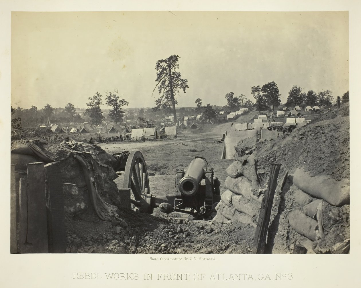 रिबेल वर्क्स इन फ्रंट ऑफ अटलांटा, जीए, नंबर 3, 1864। द्वारा जॉर्ज एन। बरनार्ड