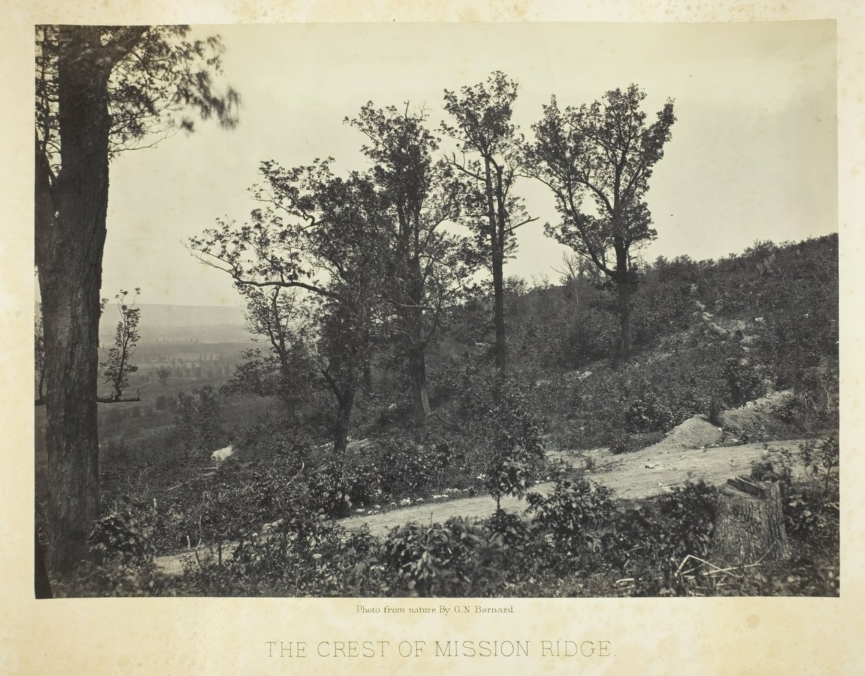 द क्रेस्ट ऑफ़ मिशन रिज, 186466। द्वारा जॉर्ज एन। बरनार्ड