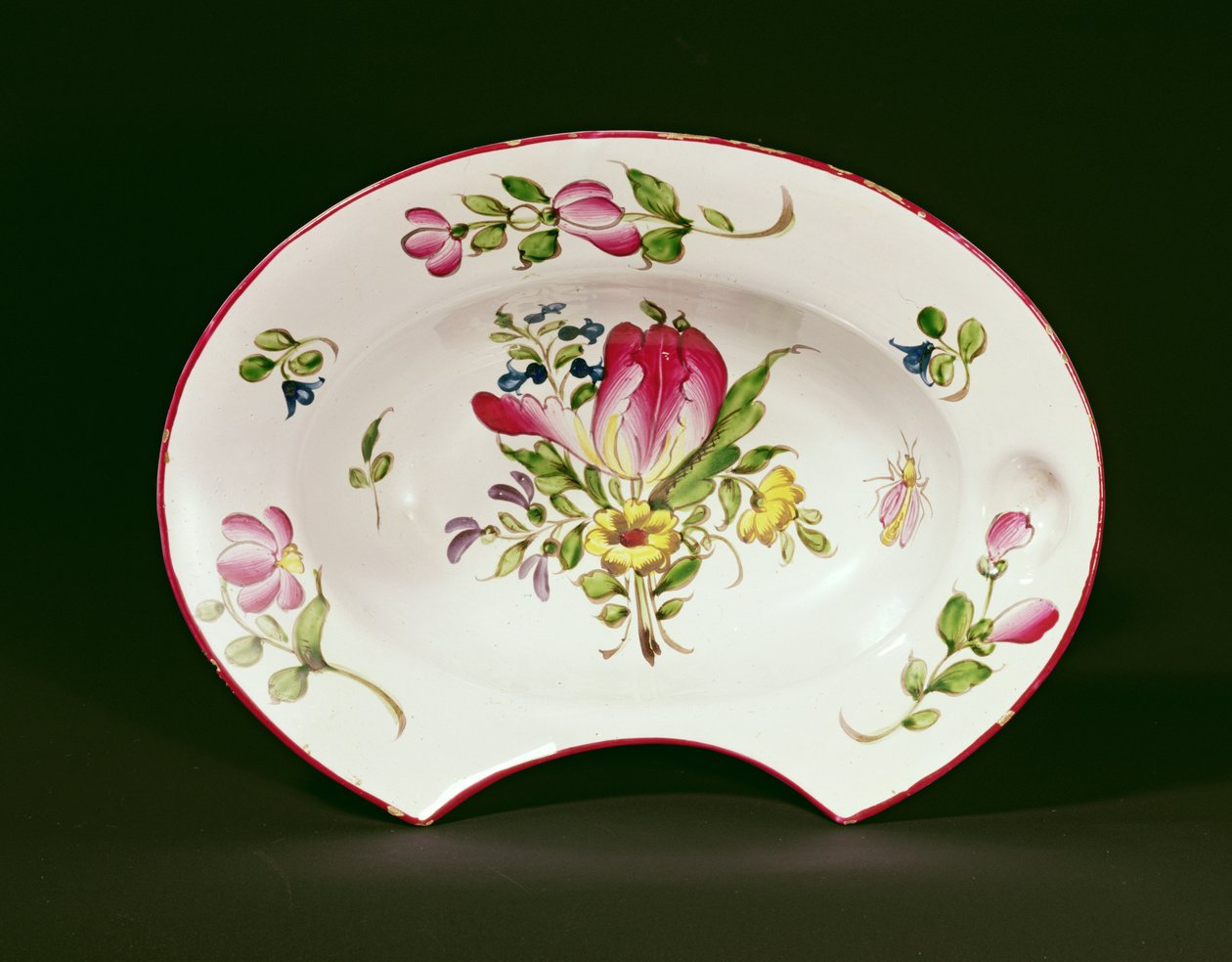 ब्लीडिंग बाउल, स्ट्रासबर्ग, c.1760 (चीनी मिट्टी के बरतन) द्वारा जर्मन स्कूल