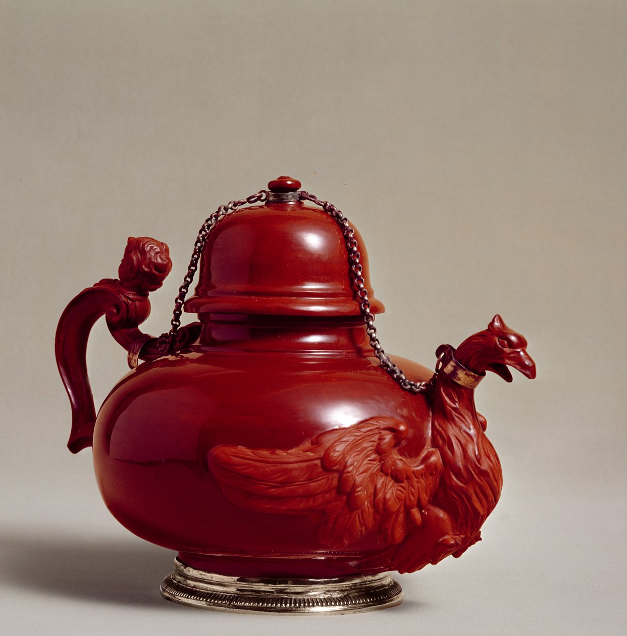 जोसेन क्रिस्टोफ लुडविग वॉन लक्के (c.1703-1780), c.1730 (पत्थर के पात्र) द्वारा मॉडल किए गए मीसन रेड स्टोनवेयर चायदानी द्वारा जर्मन स्कूल