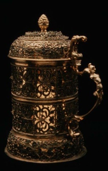 टैंकार्ड, c.1600 (एनामेल्ड ओवरले के साथ सिल्वर-गिल्ट) द्वारा जर्मन स्कूल