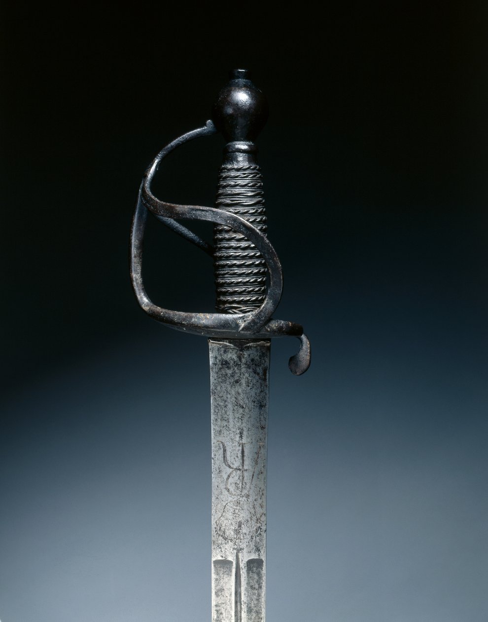 घुड़सवार तलवार, c.1700-1730 (इस्पात, तार पकड़) द्वारा जर्मन स्कूल