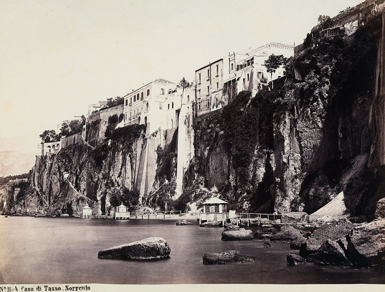 Tasso का घर Sorrento . के समुद्र के ऊपर सरासर है द्वारा जियोर्जियो गर्मी