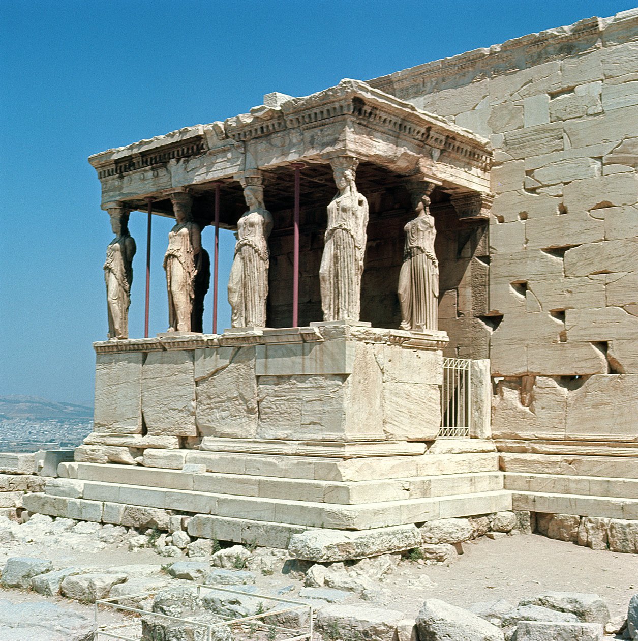 पोर्च ऑफ द मेडेंस, एरेचेथियोन, c.421-405 ई.पू. द्वारा यूनानी