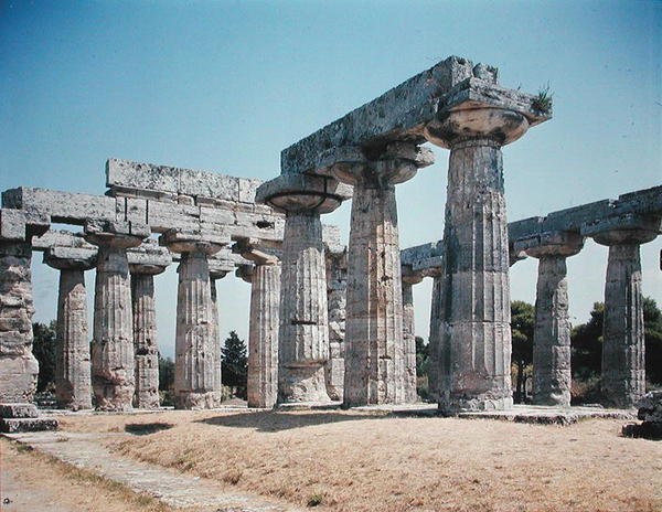 हेरा I के मंदिर का आंतरिक उपनिवेश, c.550 ईसा पूर्व द्वारा यूनानी
