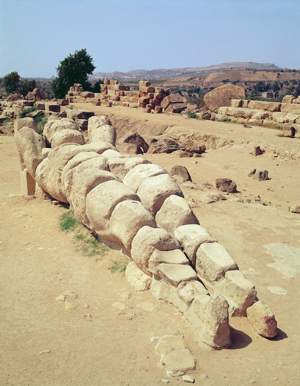 ओलंपियन ज़ीउस का मंदिर, एक विशाल टेलीमोन मूर्तियों का दृश्य, c.480 ईसा पूर्व द्वारा यूनानी