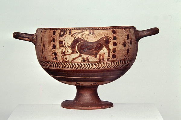 ब्लैक-फिगर कोटिल, c.600-500 ईसा पूर्व (सिरेमिक) (307544 और 307546 भी देखें) द्वारा यूनानी
