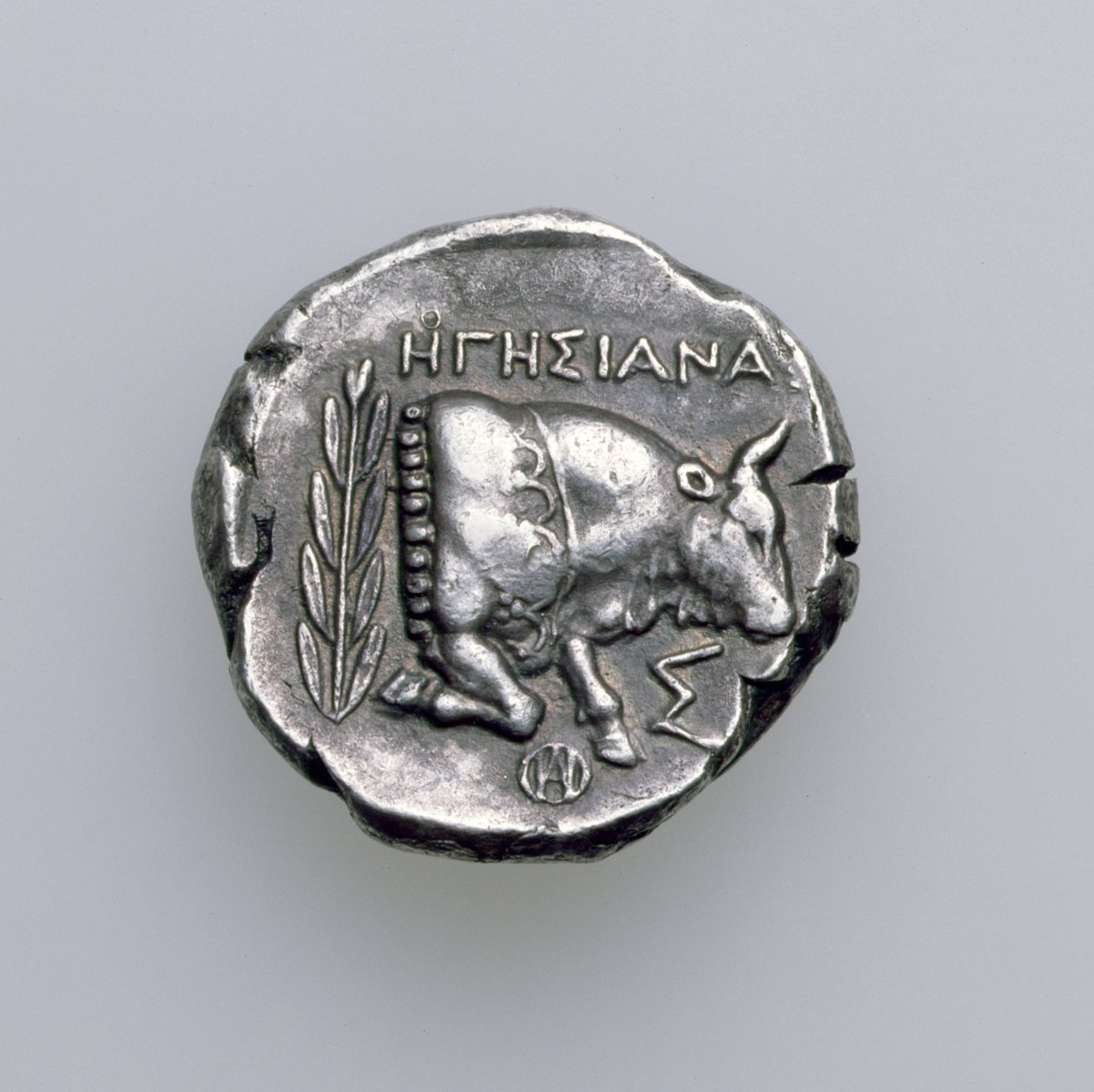 समोस, इओनिया का टेट्राद्र्चम, एक बैल का चित्रण करता है, c.390 ईसा पूर्व (रिवर्स) (चांदी) (मोटापे के लिए 168076 देखें) द्वारा ग्रीक स्कूल