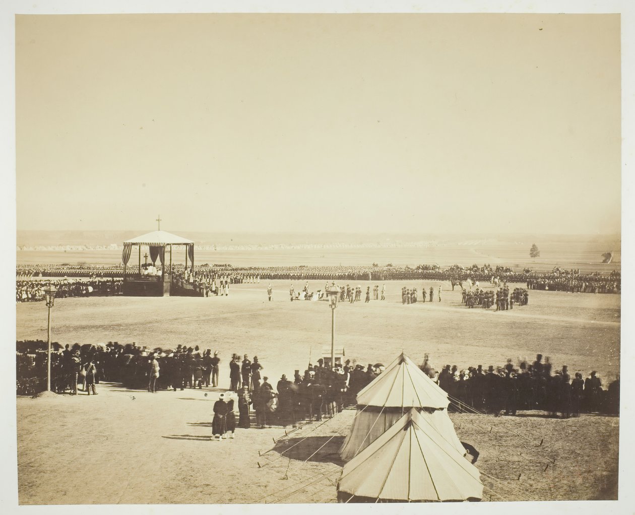 मास, कैंप डे चालोंस, 1857। द्वारा गुस्ताव लेग्रे
