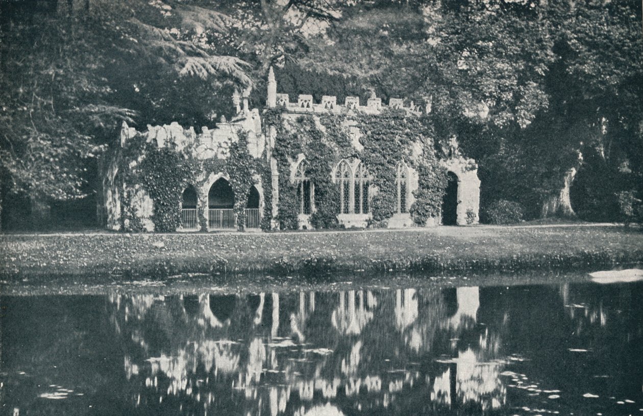 फ्रॉगमोर में खंडहर, c1899, 1901 द्वारा एच एन किंग