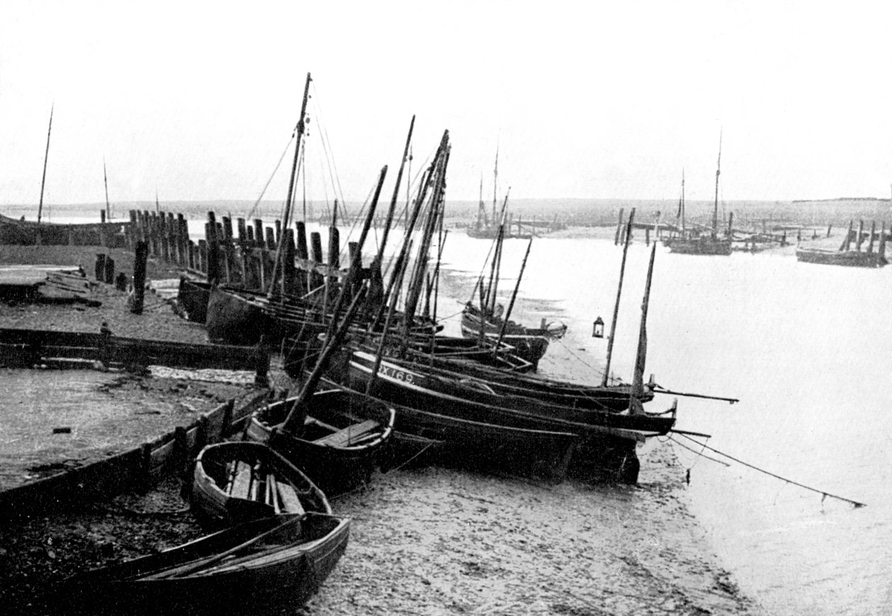 राई हार्बर, ईस्ट ससेक्स, इंग्लैंड, 1924-1926। द्वारा एचएस न्यूकम्बे