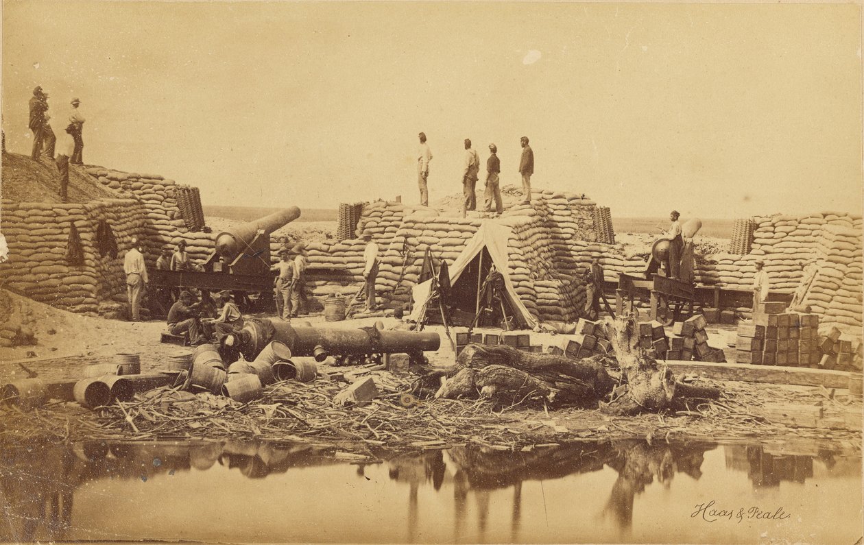  द्वारा हास और मटर