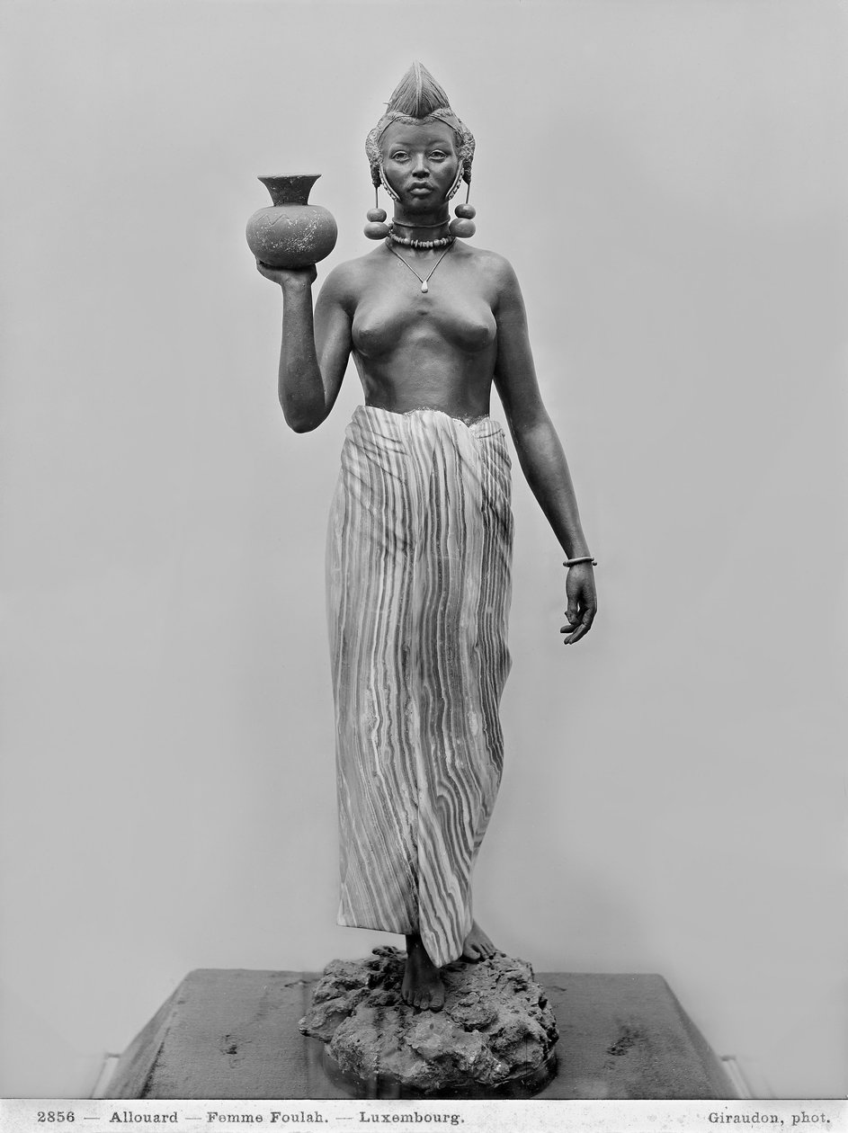 फोल्लाह महिला, 1904 (संगमरमर, कांस्य und गोमेद) द्वारा हेनरी अल्लौर्ड