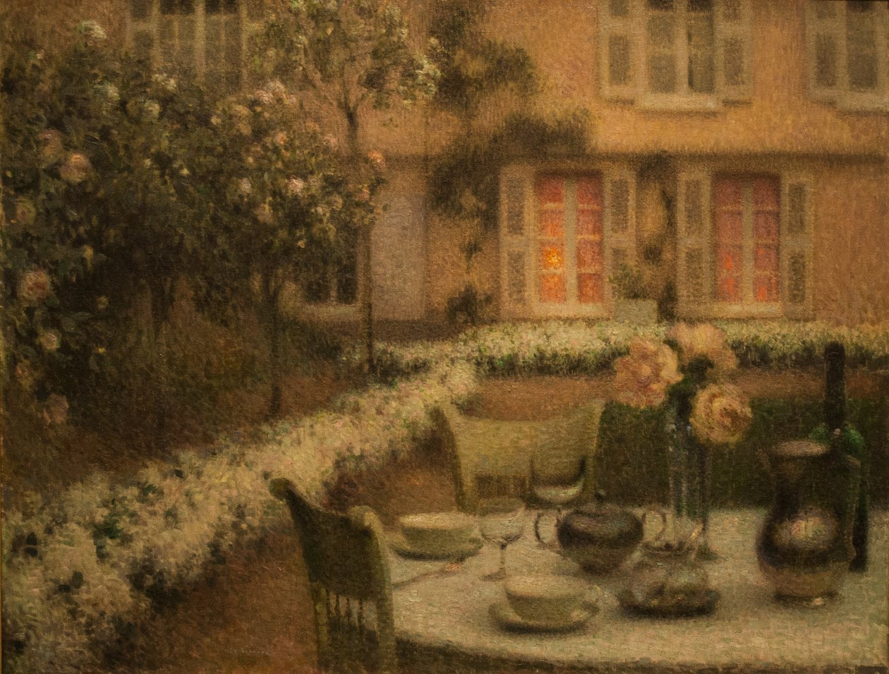 GerberoynFrancais में the_Table_in_the_White_Garden: GerberoynEnglish में La table au jardin blanc: feher Garden में टेबल द्वारा हेनरी यूजीन ऑगस्टिन ले सिडानर