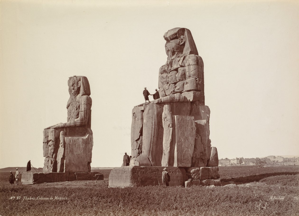 Thebes, The Colossi of Memnon, 1870s। द्वारा जॉर्जेस हेनरी बेचर्ड