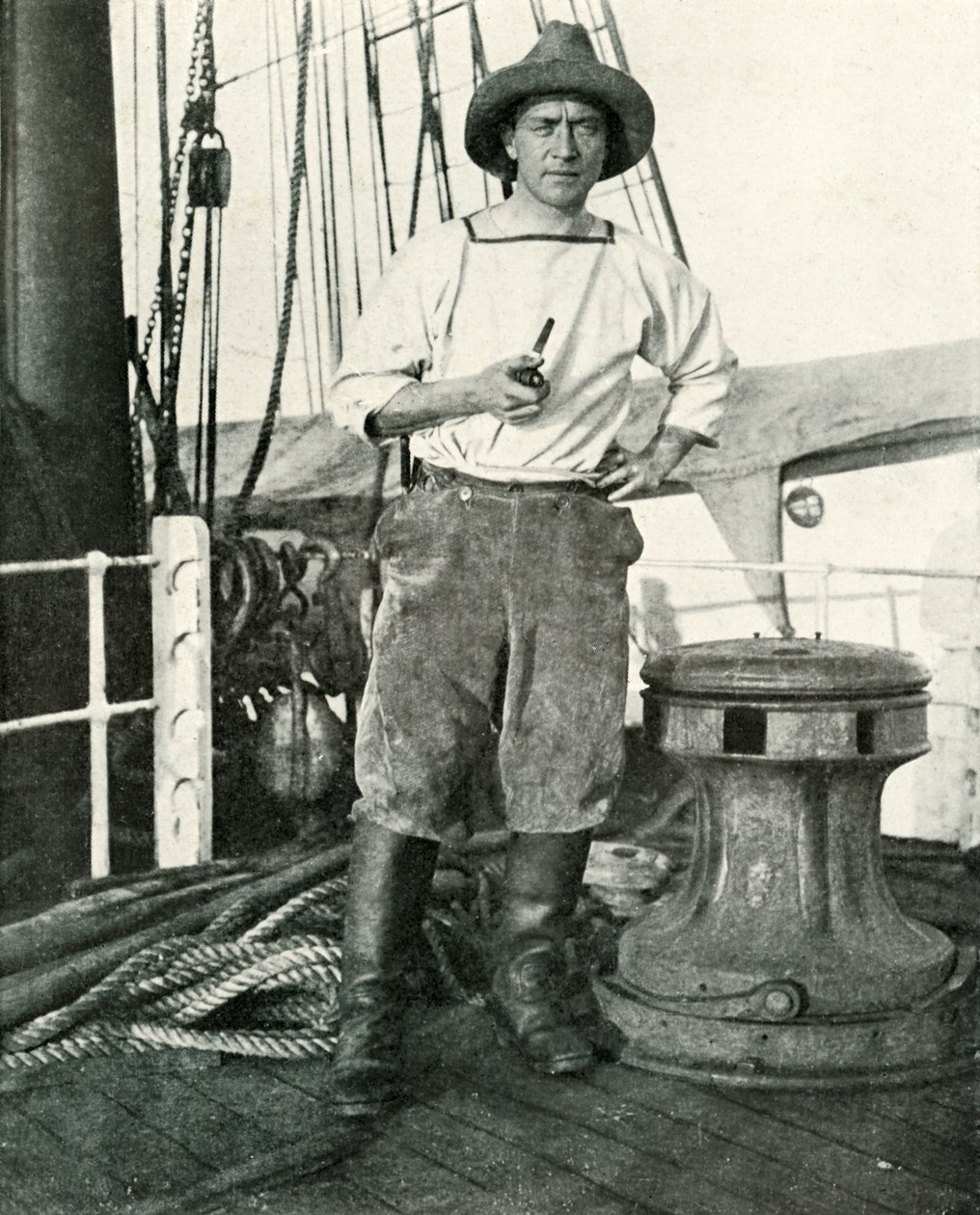 Lieut। एचई डी। पी। रेनिक, c19101913, 1913 द्वारा हर्बर्ट पोंटिंग