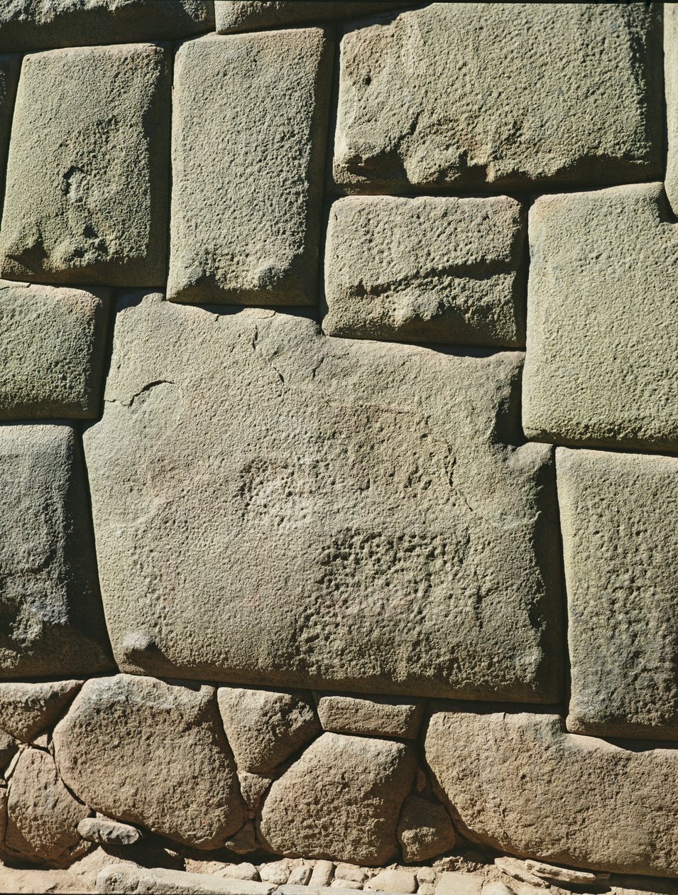 बारह कोणों वाला पत्थर द्वारा Incan