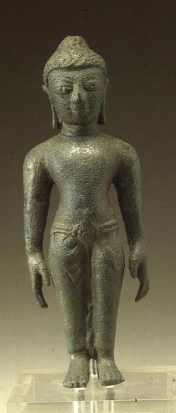 श्वेतांबर संप्रदाय के एक तीर्थंकर, मालवा क्षेत्र (कांस्य) द्वारा इंडियन स्कूल