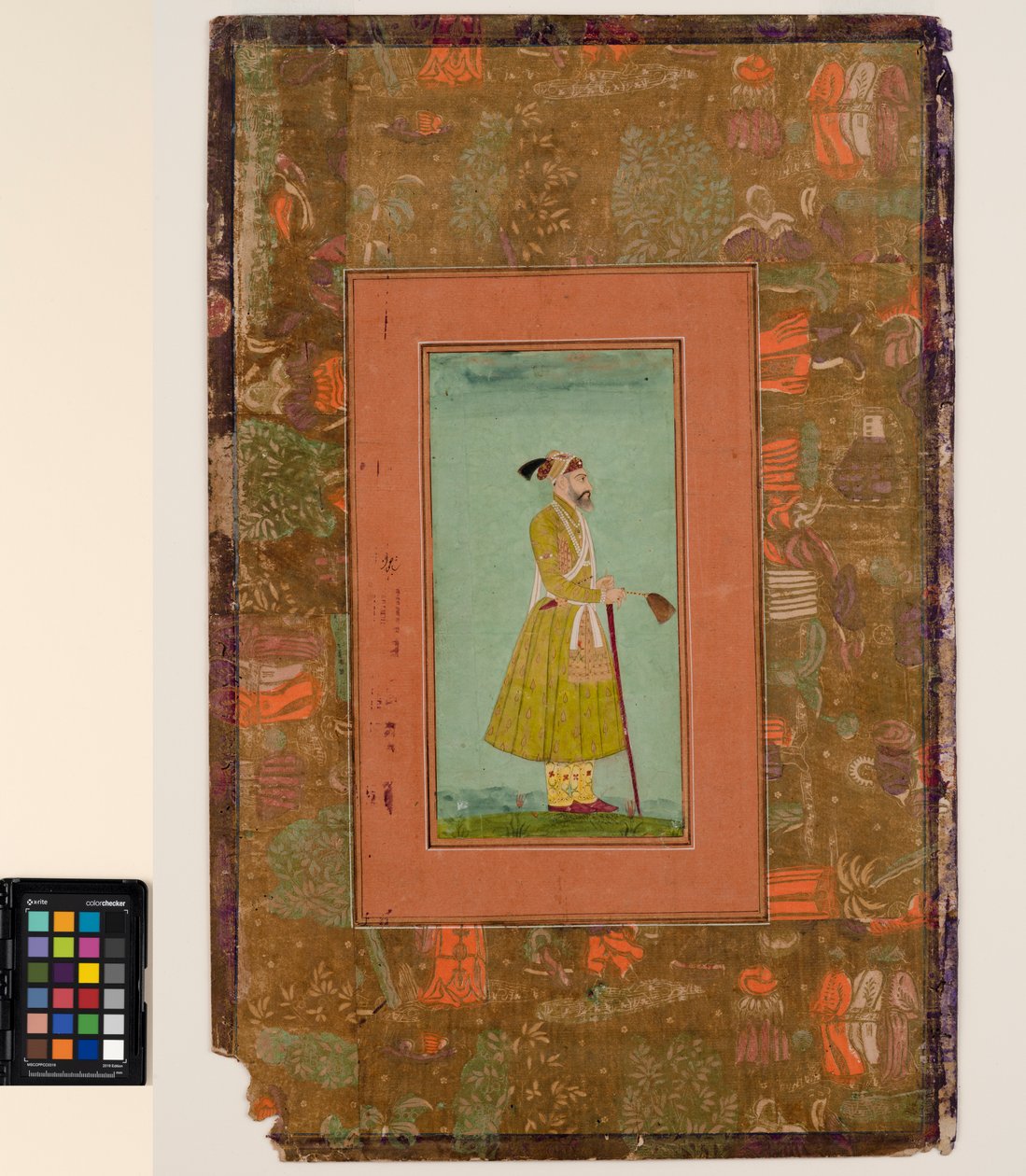 औरंगज़ेब ने फ्लाईविस्क पकड़े, c.1680 (कागज पर अपारदर्शी जल रंग और सोना, एक एल्बम पृष्ठ पर रखा) द्वारा इंडियन स्कूल