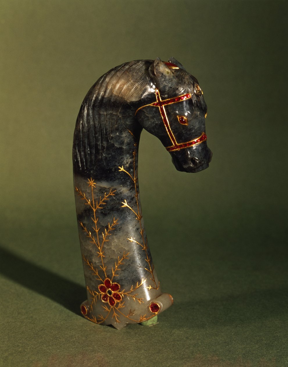 घोड़ों के सिर, मुगल, c.1658-1710 (सोने और माणिक के साथ जेड इनसेट) के रूप में डैगर संभाल द्वारा इंडियन स्कूल