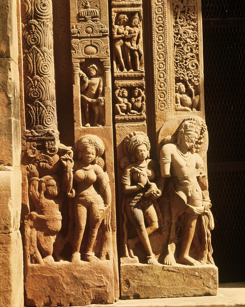 विष्णु मंदिर के प्रवेश द्वार से राहत, 500 ई.पू. द्वारा इंडियन स्कूल