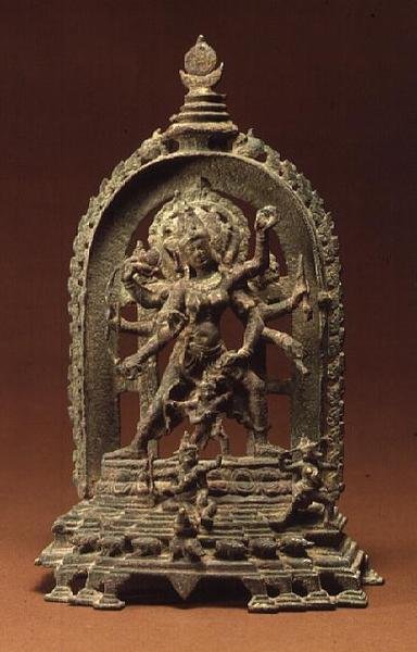 तीर्थंकर पार्श्वनाथ, मैत्रका, अकोटा, गुजरात (कांस्य) द्वारा इंडियन स्कूल