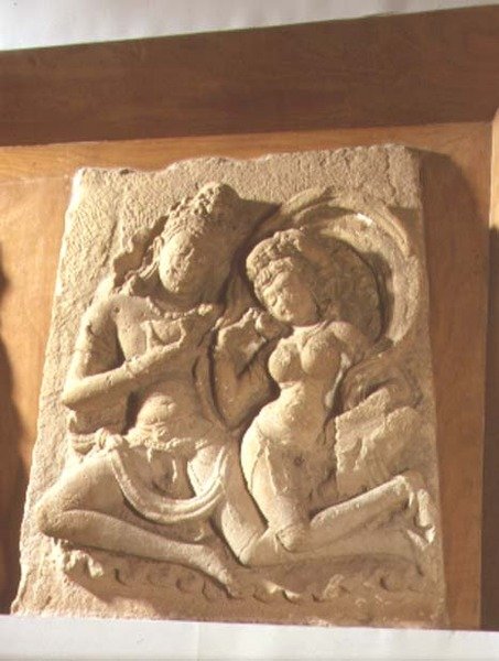 ब्रह्मांडीय महिमा में विश्वरूप विष्णु, शामलाजी, गुजरात (पत्थर) द्वारा इंडियन स्कूल
