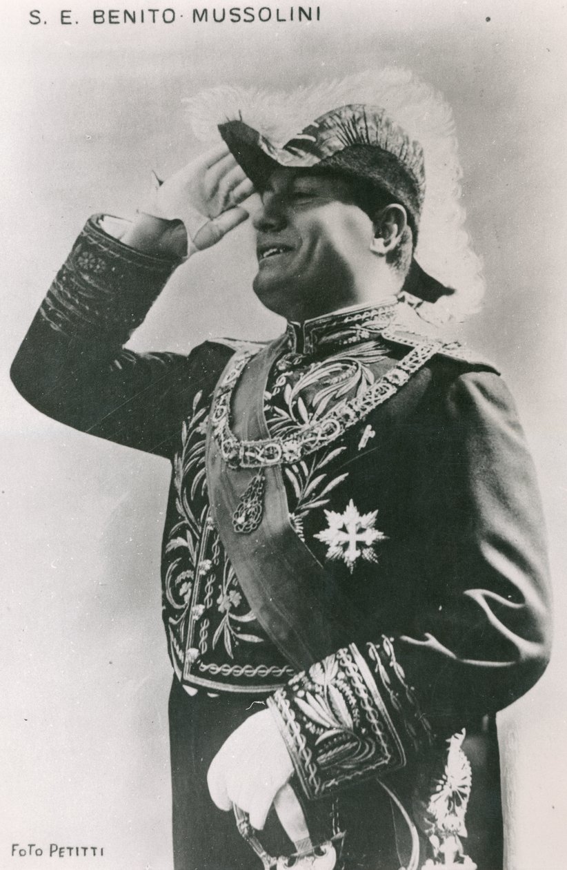 बेनिटो मुसोलिनी (1883-1945) 1930 के दशक में द्वारा इतालवी फोटोग्राफर