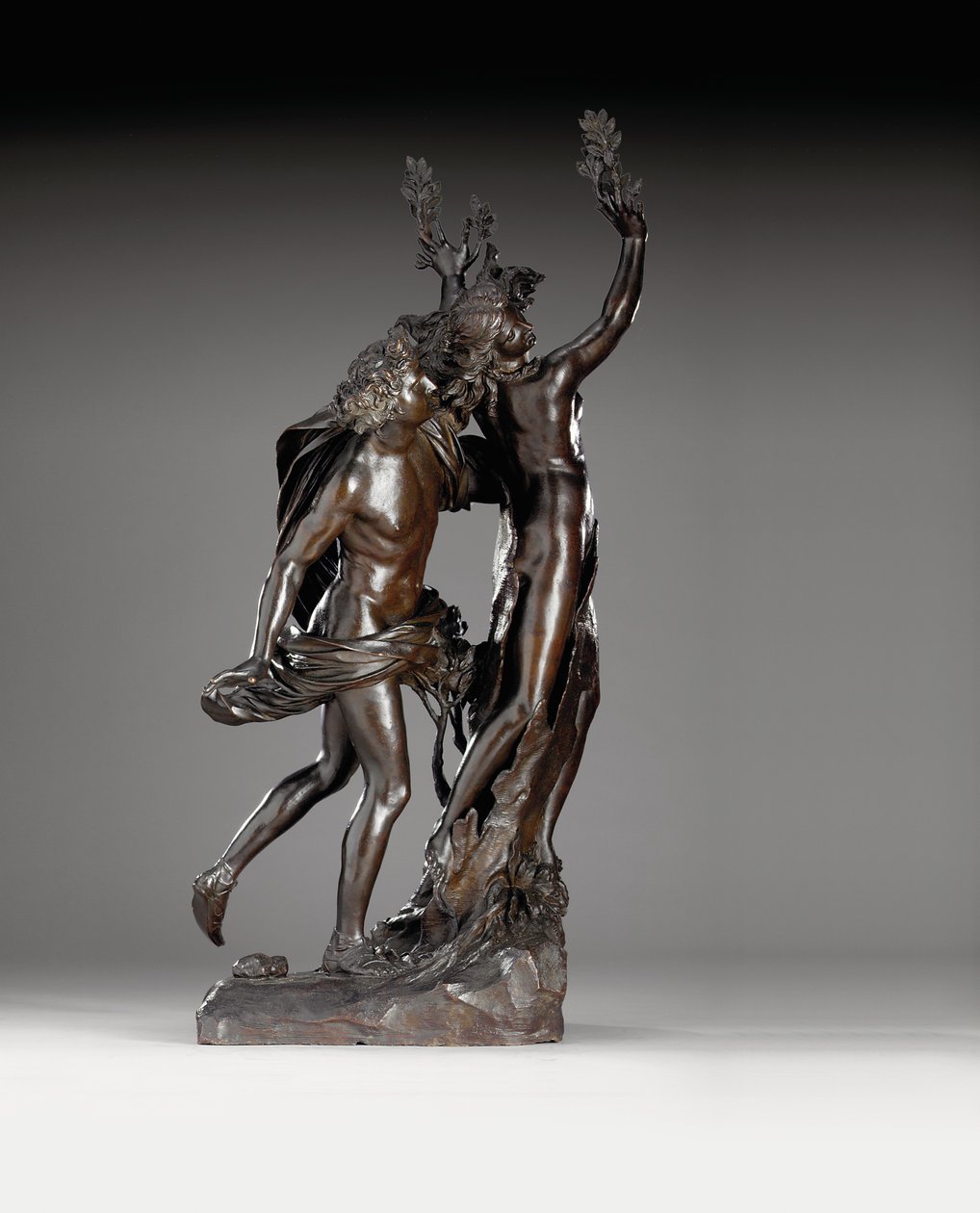 अपोलो और डैफने का समूह, जियानलोरेंज़ो बर्ननी के बाद, c.1722 द्वारा इतालवी स्कूल