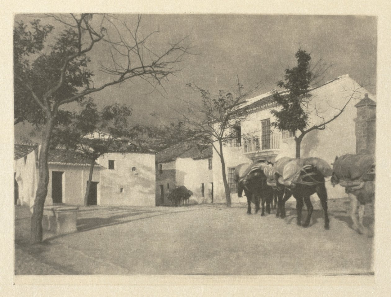 कैमरा वर्क: ए स्क्वायर - रोंडा, 1914। द्वारा जे क्रेग अन्नान