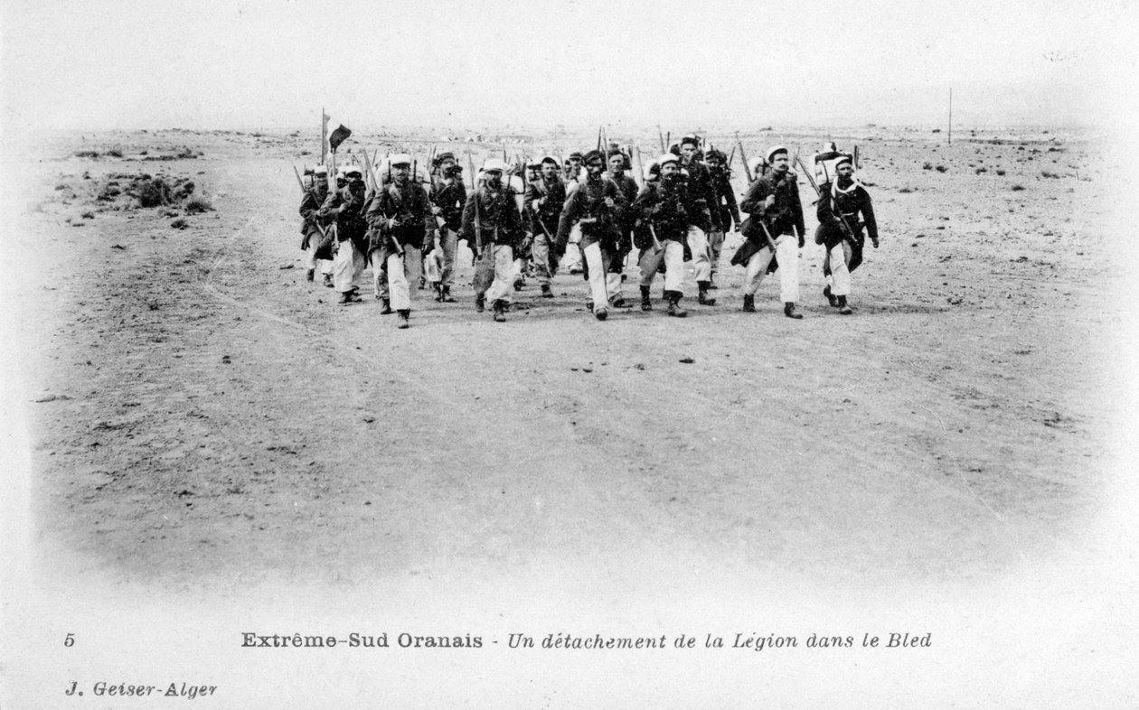 सहारा रेगिस्तान में फ्रेंच विदेशी सेना की एक टुकड़ी, अल्जीरिया, c1905 द्वारा जे। गीजर