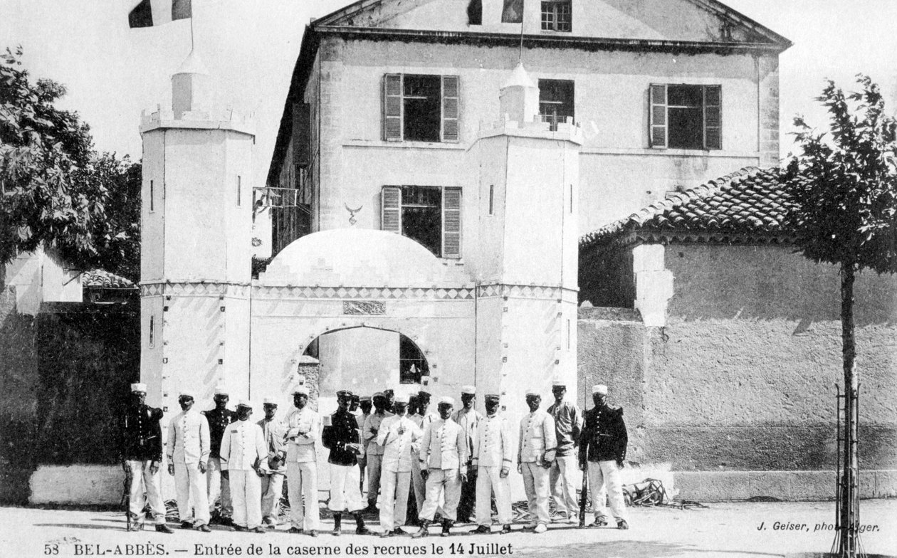 भर्तियों के बैरकों, फ्रांसीसी विदेशी सेना, सिदी बेल एब्स, अल्जीरिया, 14 जुलाई 1906 द्वारा जे। गीजर
