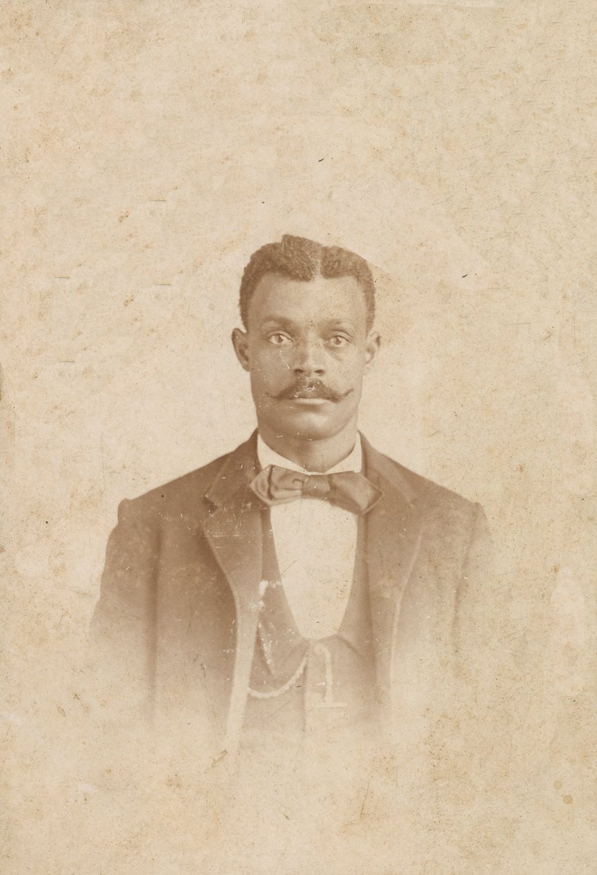 एक सूट, बनियान और नेकटाई में एक आदमी की तस्वीर, 1880 - 1900। द्वारा JW टेलर