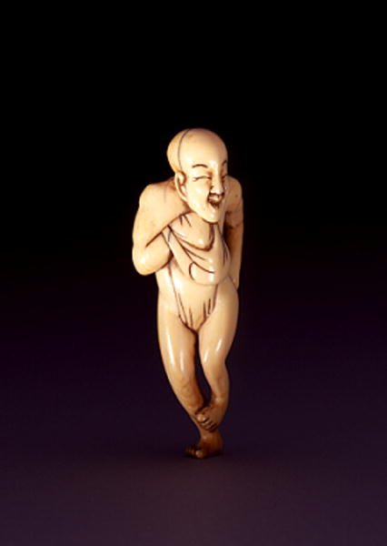घोड़े के चेहरे वाले, गुंबद के सिर वाले आदमी का नेत्सुक, शायद ओसाका, c.1800-20 (हाथीदांत) (193635 भी देखें) द्वारा जापानी स्कूल