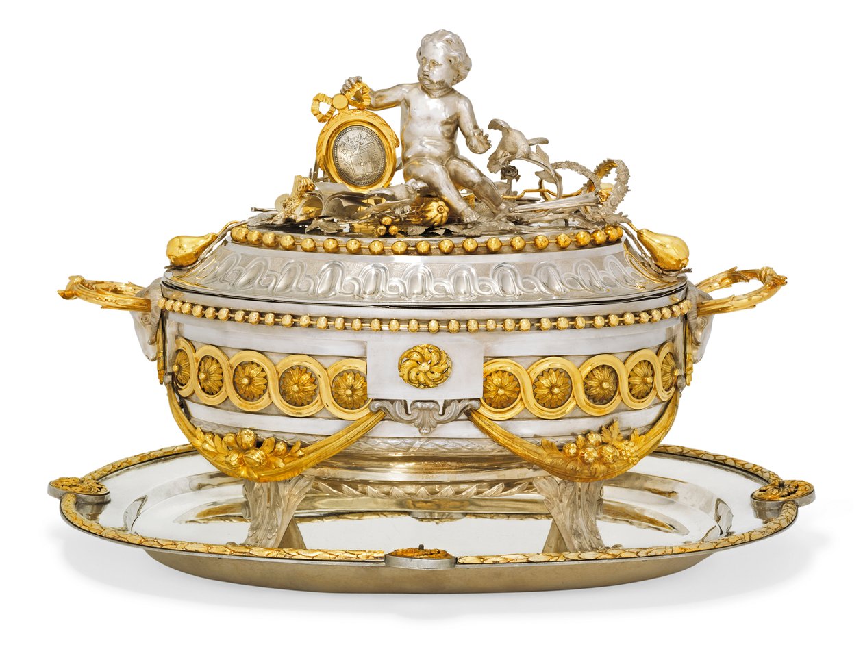 सूप ट्यूरेन, कवर और स्टैंड, मालिन्स, c.1780 (गिल्ट धातु और चांदी) (430258 भी देखें) द्वारा जीन कॉर्निले हेंड्रिक