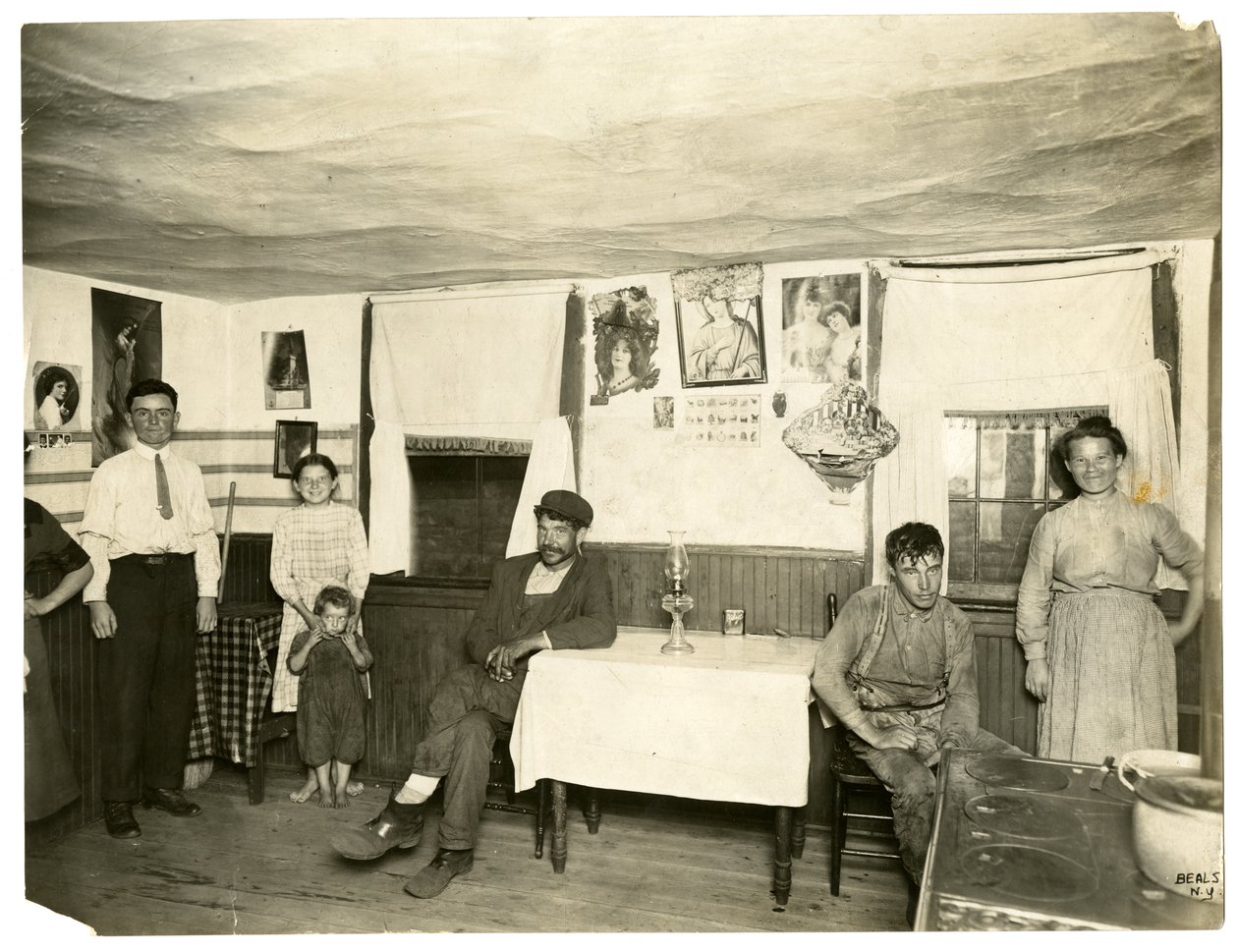 ब्रैतलबोरो?, c.1905-40 (जिलेटिन सिल्वर फोटो) द्वारा जेसी टार्बो बील्स