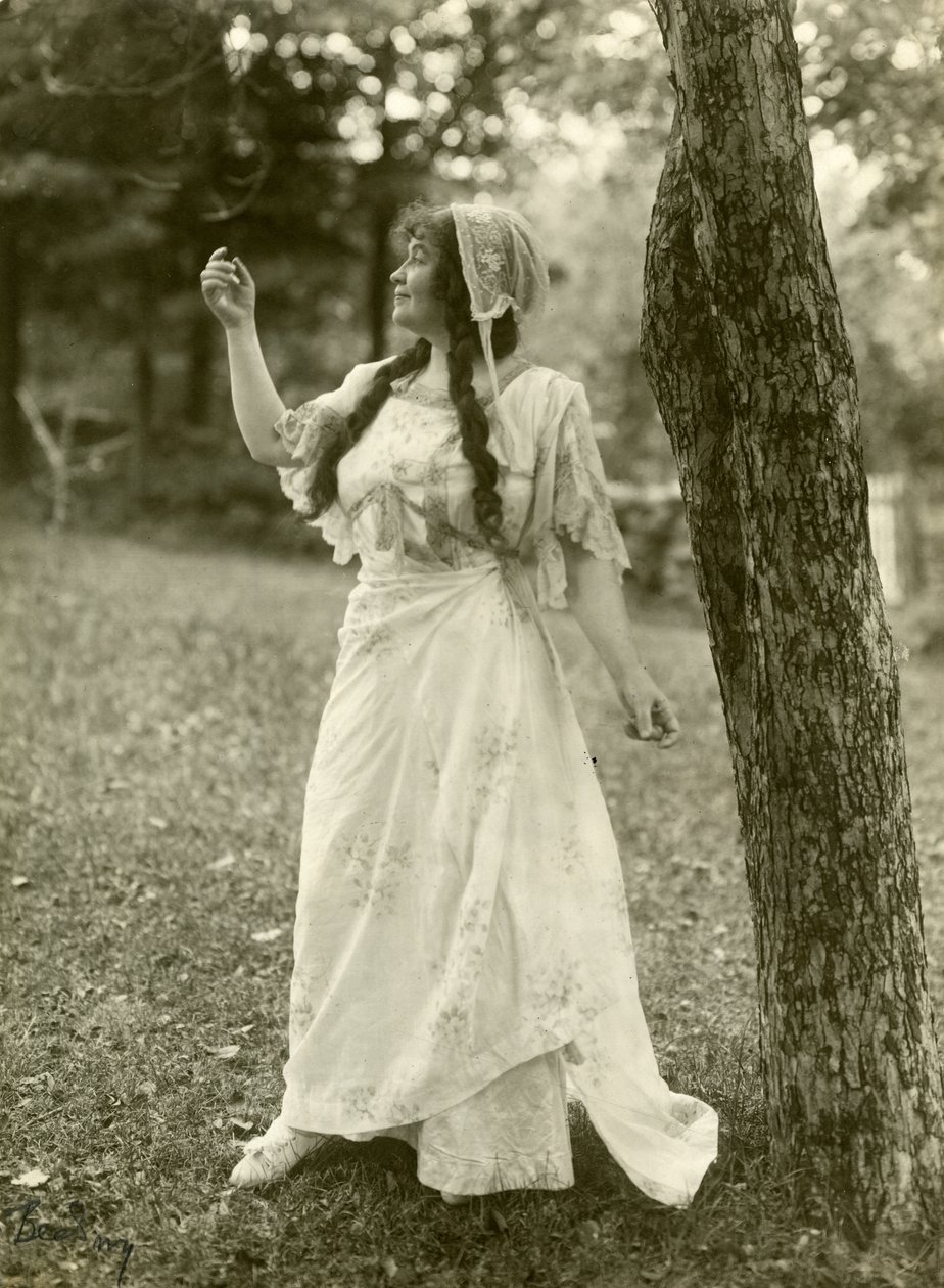 ग्रेस डफी बॉयलान लेखक, c.1905-17 द्वारा जेसी टार्बो बील्स