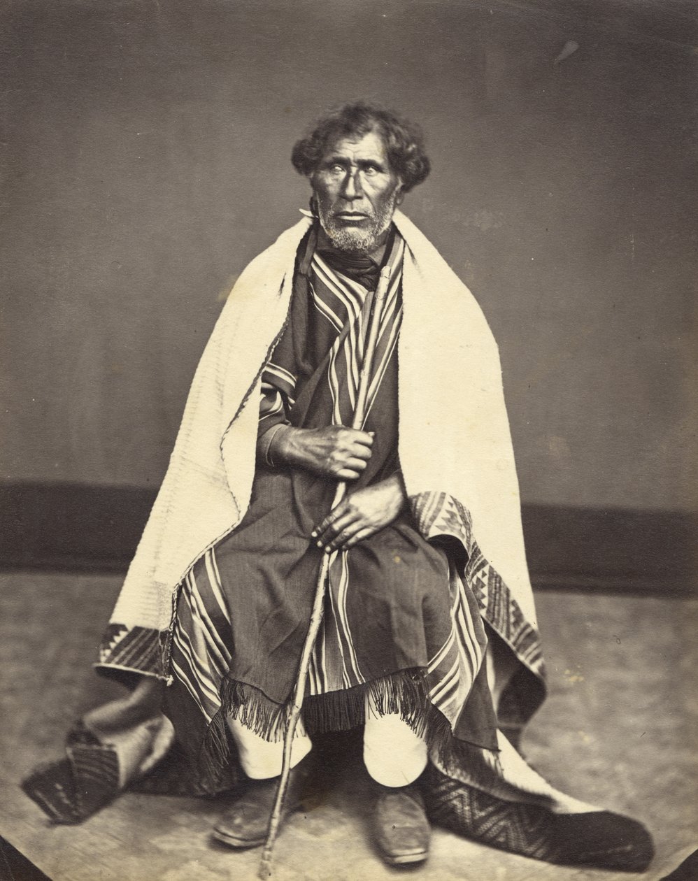 ताइरोआ का राजा, c.1860 (एल्बम प्रिंट) द्वारा जॉन निकोल क्रॉम्बी
