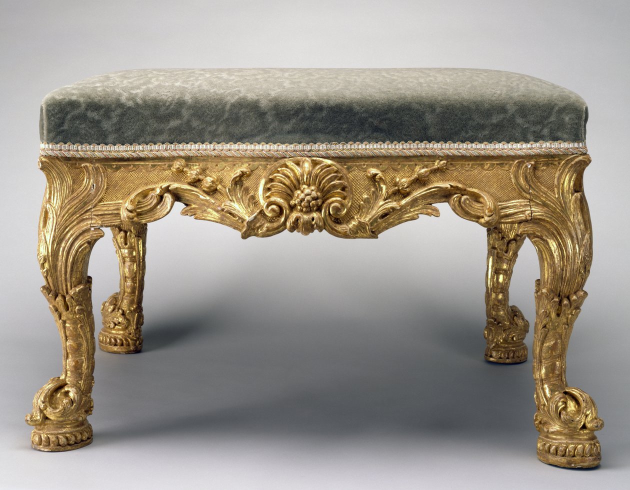 पॉम रूम, स्पेंसर हाउस, लंदन के लिए स्टूल, c.1757 (लिमवुड, गिल्डिंग और असबाब) द्वारा जॉन (attr.to) वर्डी