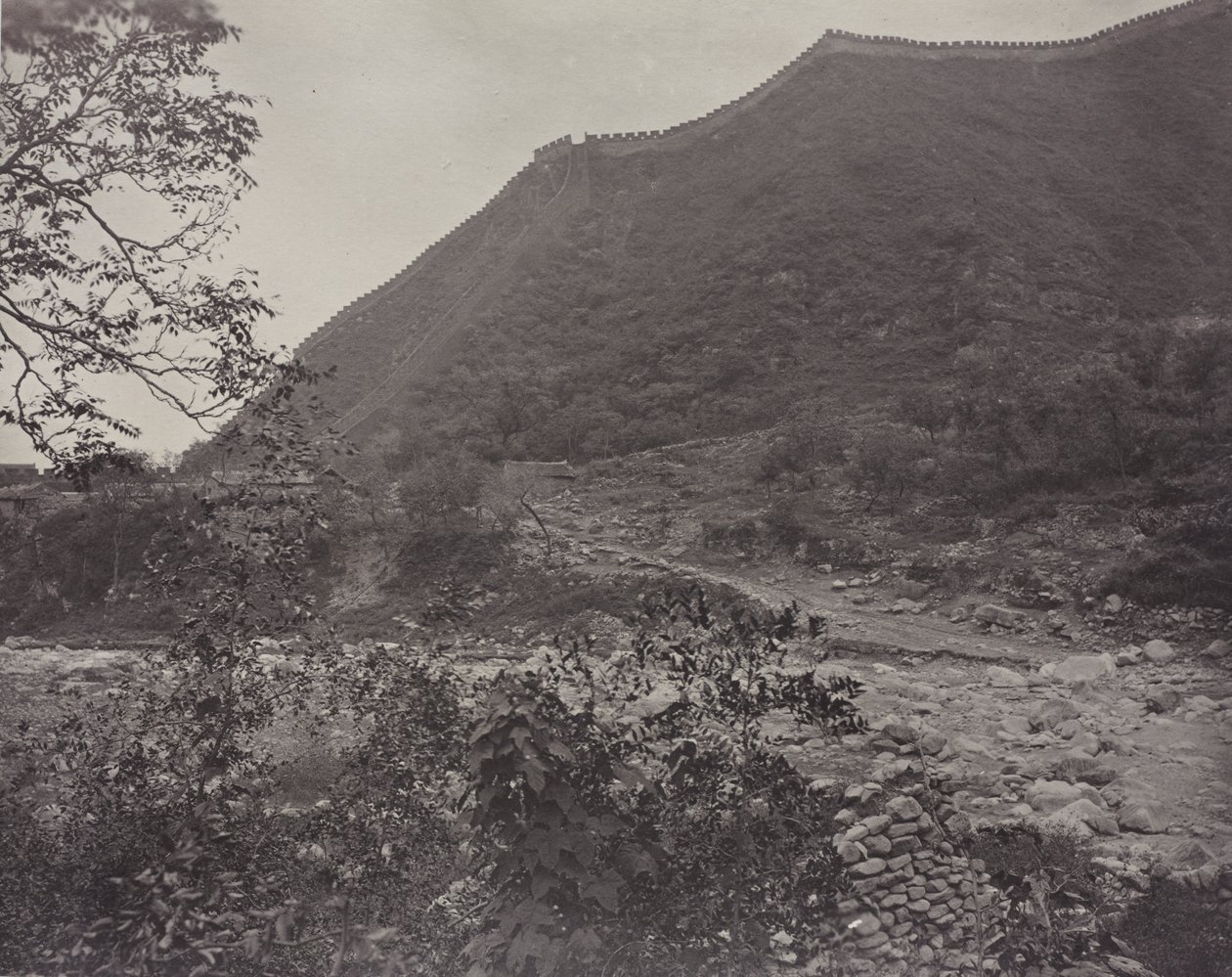महान दीवार का दृश्य, चीन, सी। 1871। द्वारा जॉन थॉमसन
