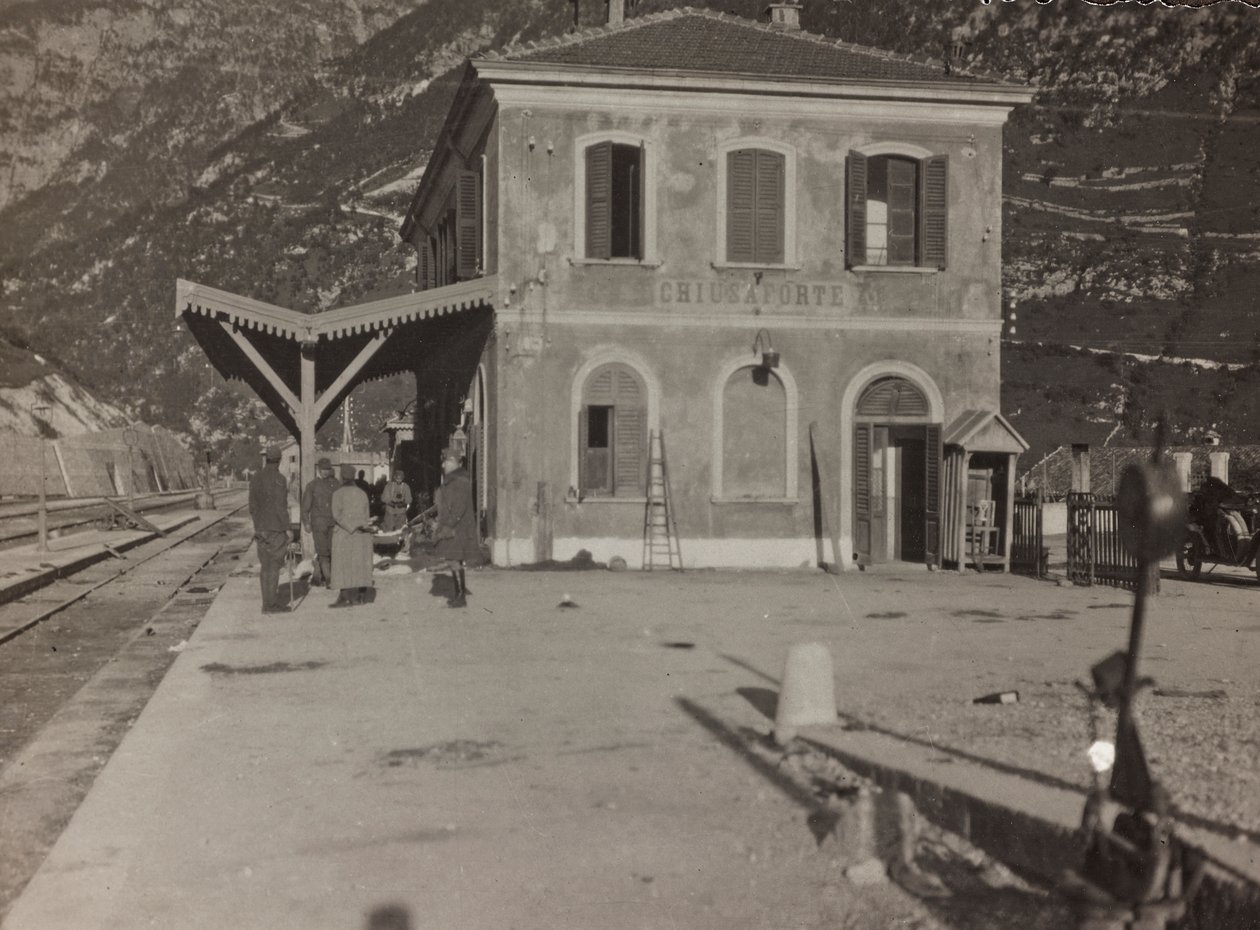 एल्बम "मेरा विश्व युद्ध - दक्षिण-पश्चिम मोर्चे की यादें (कैरिंथिया, इटली, दक्षिण टायरॉल) (मेरा विश्व युद्ध - कारिंथिया, इटली में दक्षिण-पश्चिमी मोर्चे की यादें, ट्रेंटिनो-ऑल्टो अडिगे) 31/03 / 1915-12 / 11 / 1918 - जोसेफ ज़ोहलेस वियना ": चिउसाफोर् द्वारा जोसेफ़ ज़ोहल्स