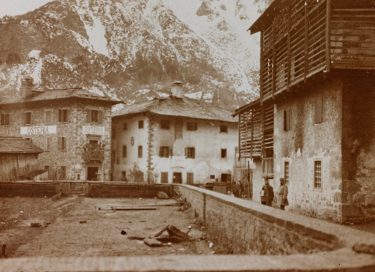 एल्बम "मेरा विश्व युद्ध - दक्षिण-पश्चिम मोर्चे की यादें (कैरिंथिया, इटली, दक्षिण टायरॉल) (मेरा विश्व युद्ध - कारिंथिया, इटली में दक्षिण-पश्चिमी मोर्चे की यादें, ट्रेंटिनो-ऑल्टो अडिगे) 31/03 / 1915-12 / ११ / १९१८ - जोसेफ ज़ोहलेस वियना ": चिउसाफोर् द्वारा जोसेफ़ ज़ोहल्स