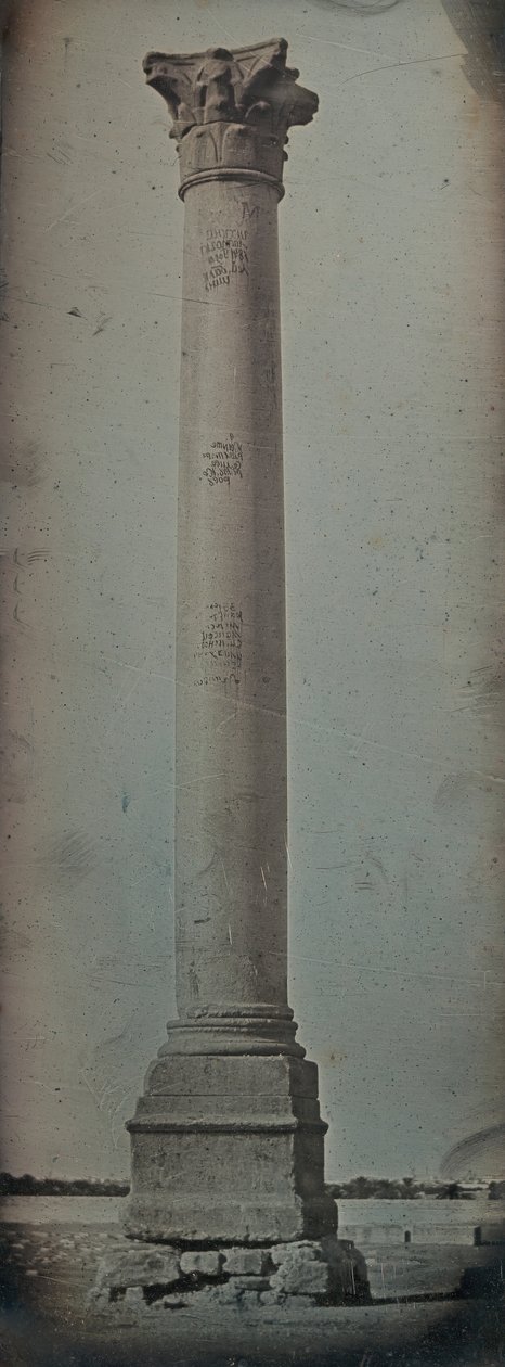 पॉम्पी का स्तंभ, अलेक्जेंड्रिया, 1842। द्वारा जोसेफ फिलिबर्ट जिरॉल्ट डी प्रांगेय