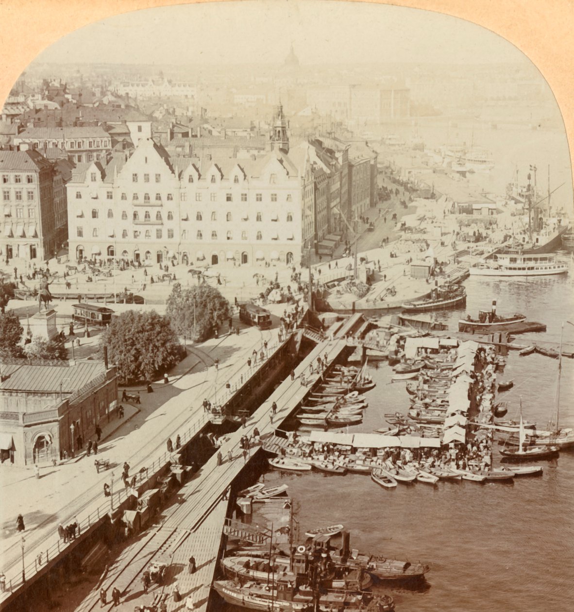 हार्बर, स्टॉकहोम, स्वीडन, 1901। द्वारा कीस्टोन व्यू कंपनी
