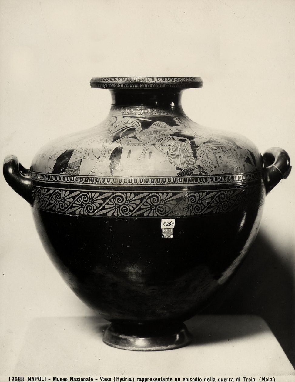 'फॉल ऑफ ट्रॉय' हाइड्रिया, c.480 ई.पू. (टेराकोटा) द्वारा क्लियोफ्रैड्स पेंटर (fl। 500 475 ई.पू.)