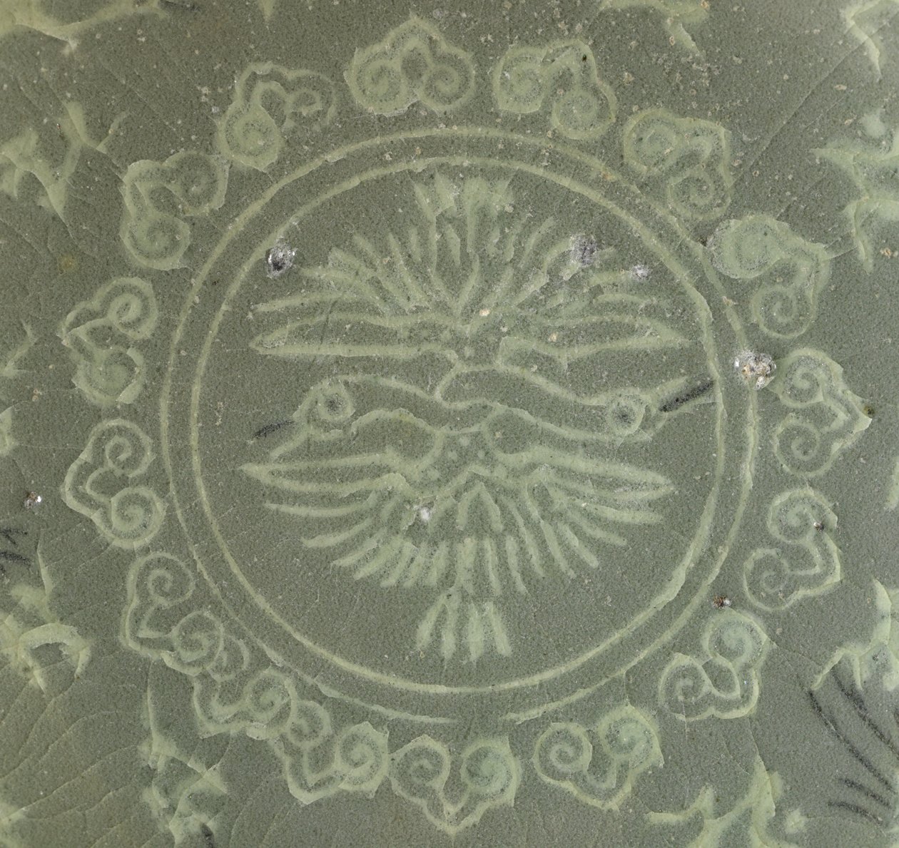 क्रेन और बादलों के साथ बाउल, c.1150-1200 द्वारा कोरियाई स्कूल